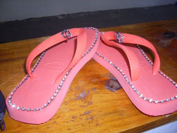 Chinelo com Strass